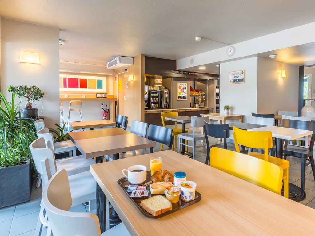 B&B Hotel Strasbourg Sud Geispolsheim Bagian luar foto
