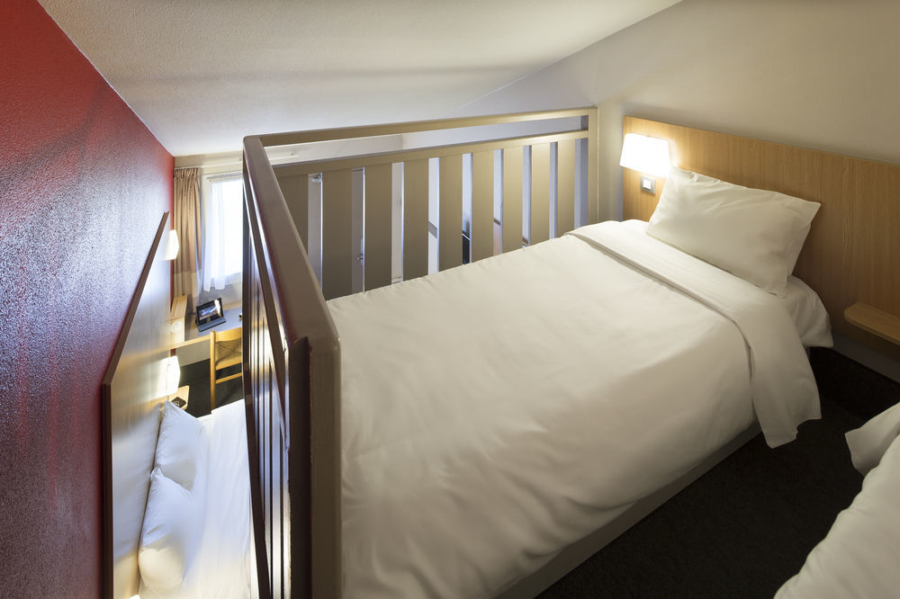 B&B Hotel Strasbourg Sud Geispolsheim Bagian luar foto