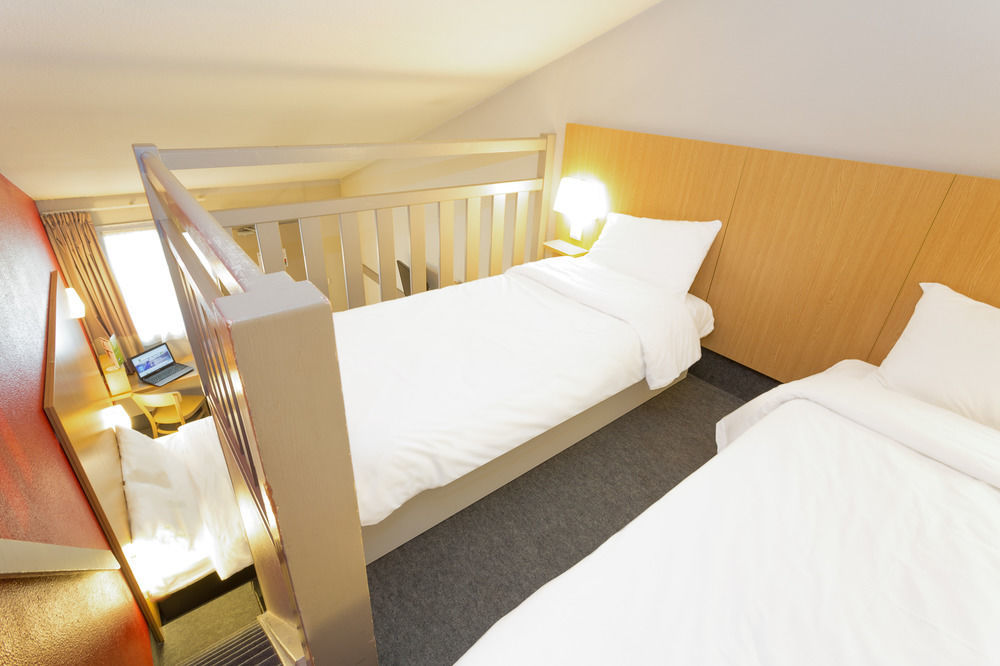 B&B Hotel Strasbourg Sud Geispolsheim Bagian luar foto