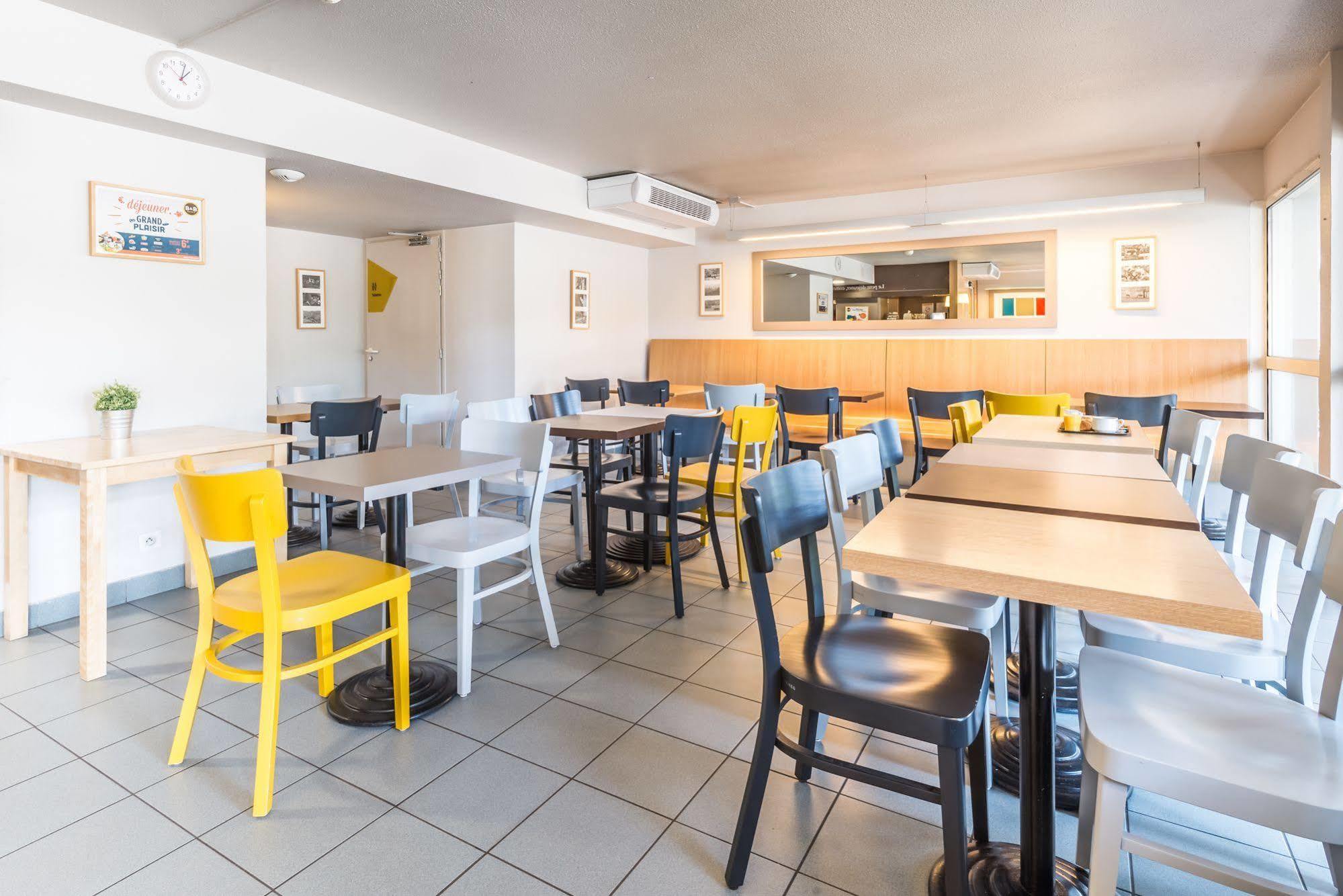 B&B Hotel Strasbourg Sud Geispolsheim Bagian luar foto